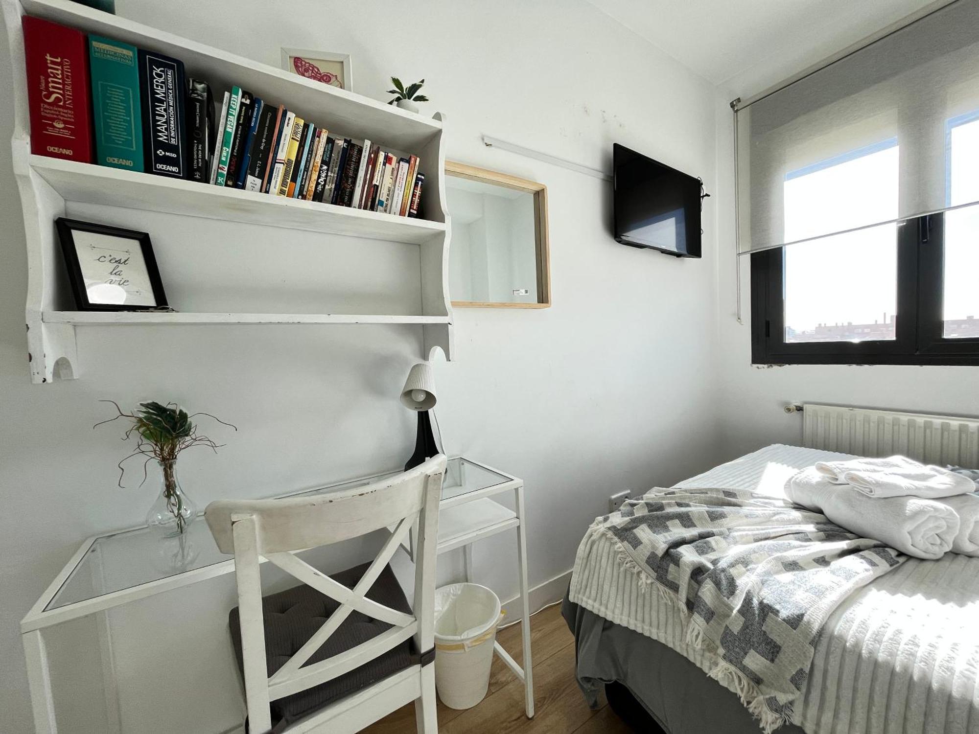 Habitacion Atocha Mendez Madrid Exterior photo